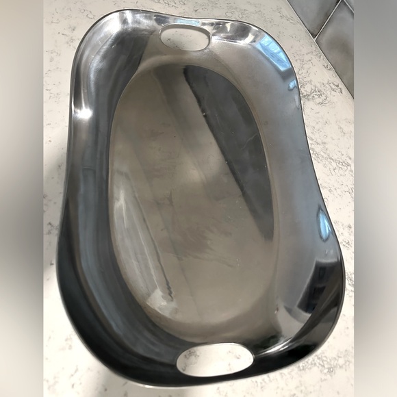 Wilton Armetale Boston Tray with Handles - Picture 2 of 3